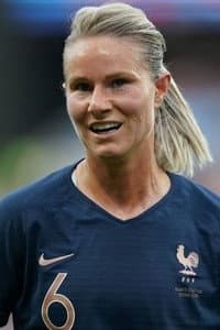 Amandine Henry in Et Dieu créa Barbie