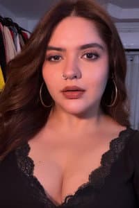 Anjali Anand in Bun Tikki