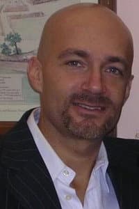 Roberto Certomà in La Pallastrike sull'Isola di Pasqua