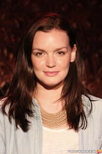 Jennifer Damiano in 4th Man Out