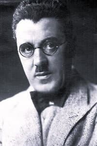 George Carney in Easy Riches