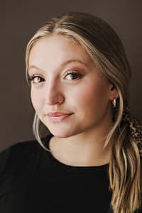 Anna Claire Bartlam in True: Friendship Day