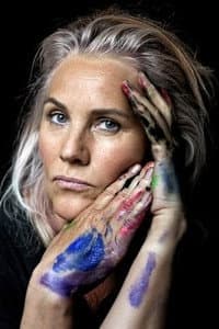 Birgitte Söndergaard in SOS - en segelsällskapsresa