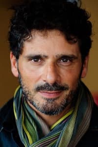 Pascal Elbé in 20 sketches, une vie
