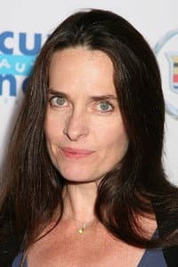 Sheila Kelley in Mind Prey