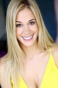 Lauren Compton in Don't Suck
