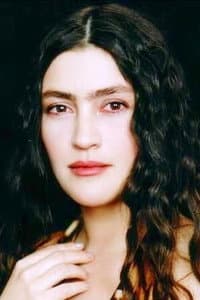 Rona Hartner in Un Flic
