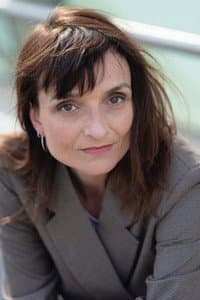 Alice Schneider in Kugellager