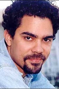 Jorge Dieppa in Vampiros