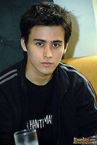 Melvin Giovanie in Anak Ambar