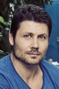 Kris Radanov in Electra