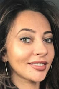 Aysurat Shamanova in На Рубле без рубля