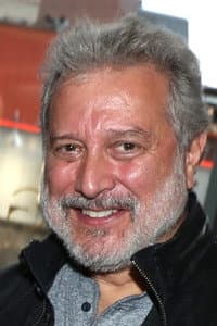 Doug Stone in The 3 Little Pigs: The Movie
