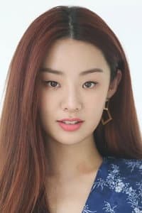 Stephanie Lee in Yong Pal