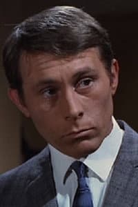 Pat Gorman in The Dead Past