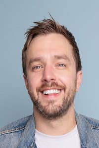 Iain Stirling in Selling Scotland