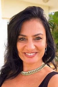 Angela Cavagna in Chiavi in mano