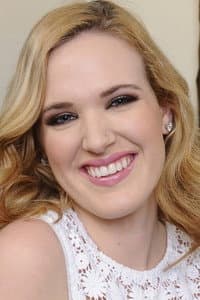 Blake Lovely in Stacked Cougars Fucking Teens
