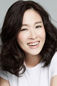 Mayjune Tan in Pendatang
