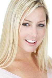 Lindsey Axelsson in Cabin Fever 2: Spring Fever