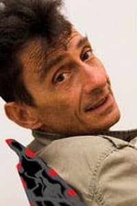 Dante Marmone in Gli agnelli possono pascolare in pace