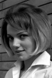 Betsy Bell in Siete Minutos Para Morir