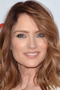 Lisa Arnold in Father of Lies