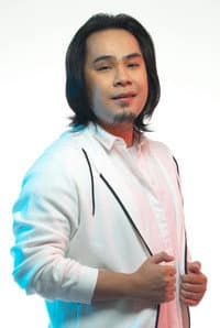 Adam AF2 in Main-Main Cinta
