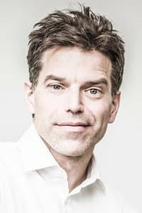 Johannes Brandrup in Al di là delle frontiere