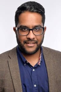 Eshaan Akbar in Zoners