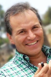 Fernando Sáenz in Waco Texas: apocalipsis