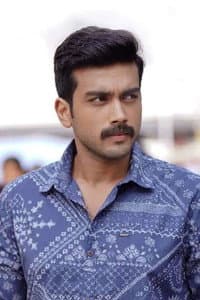 Kalidas Jayaram in Natchathiram Nagargiradhu