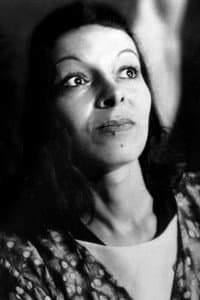 Dalila Helilou in زهرة الرمال (Louss, Warda Al-Rimal)