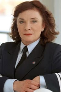 Yvonne Schaloske in Enligt beslut