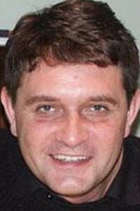 Dariusz Bronowicki in Wonder Girls