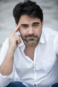 Stefano Skalkotos in Arnoldo Mondadori - I libri per cambiare il mondo