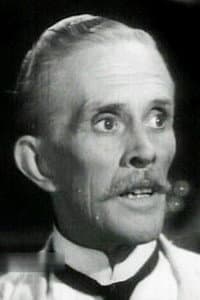 Agustín Orrequia in El misterio del cuarto amarillo