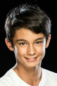 Cristian López in Ayla y Los Mirror