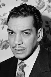 Cantinflas in El bombero atómico