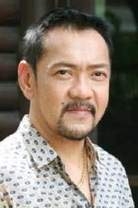 Prakasit Bosuwan in 102 ปิดกรุงเทพปล้น