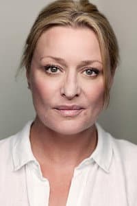 Laurie Brett in Traces
