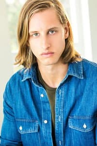 Austin Kress in Marc Chung Protects His Address