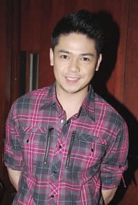 Tyron Perez in Metlogs (Metrosexual Adventures)