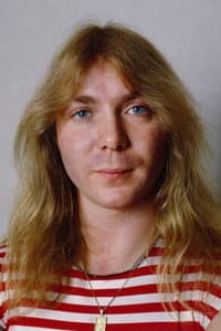 Dave Murray in Iron Maiden - Flight 666 - The Concert
