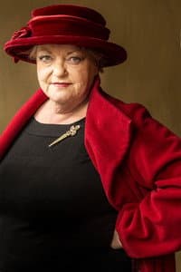 Viviane de Muynck in Red Sandra