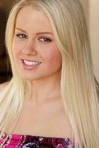 Anna Sophia Berglund in Dibs!