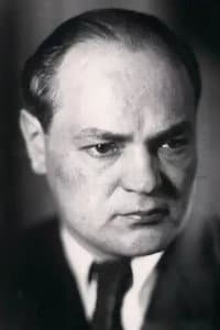 Nikolai Khmelyov in Поколение победителей