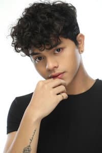 Kokoy de Santos in Tumbang Preso