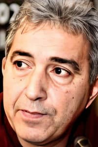 Karim Doukkali in Derrière les portes fermées