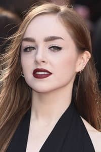 Louisa Connolly-Burnham in Granatë